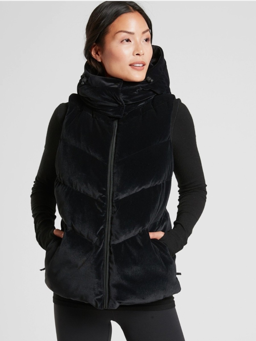 Athleta Lofty Velvet Down Vest, BLACK SIZE M